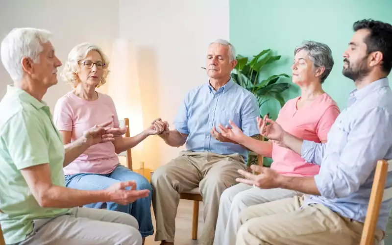Sophrologie : offrir aux résidents un chemin doux vers l'apaisement